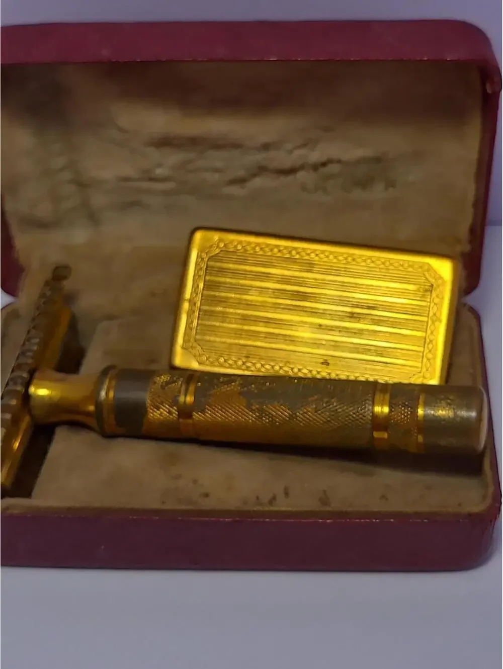 Vintage Gillette Gold Tone Safety Razor Pat 1858316 Repat 17567 + Case & Blade